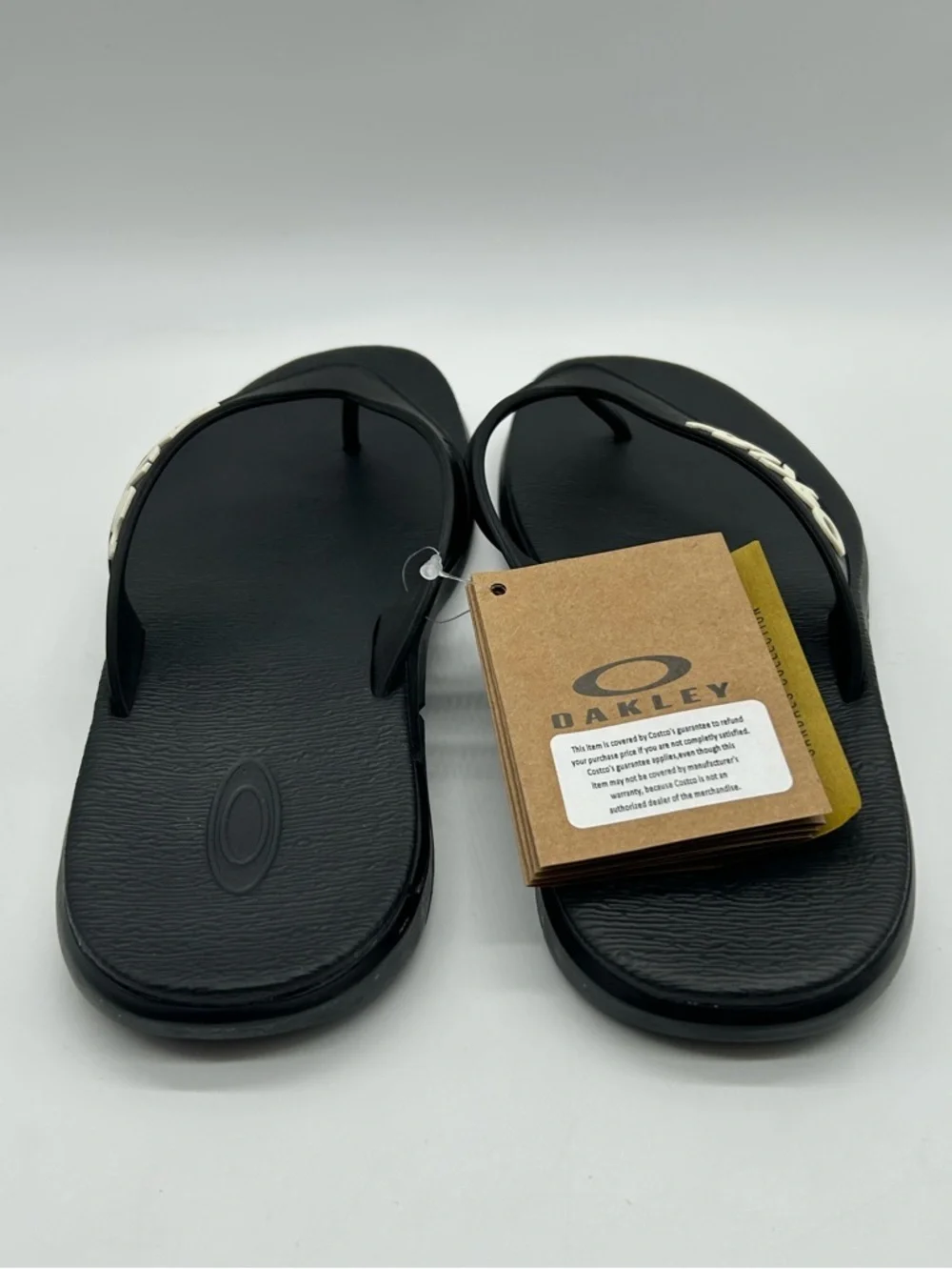 Oakley B1B Flip Flops Men’s Size 12 Black Logo Sandals New With Tag
